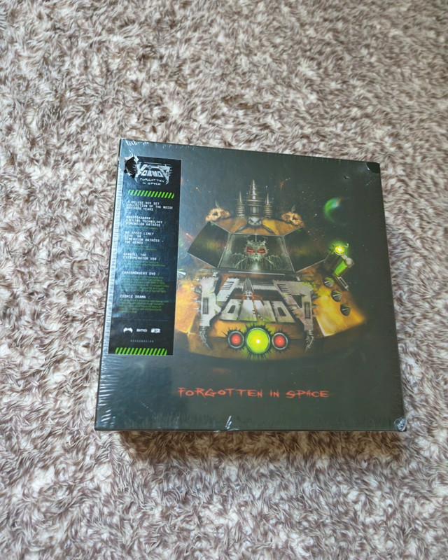 Coffret vinyle voivod forgotten in Space