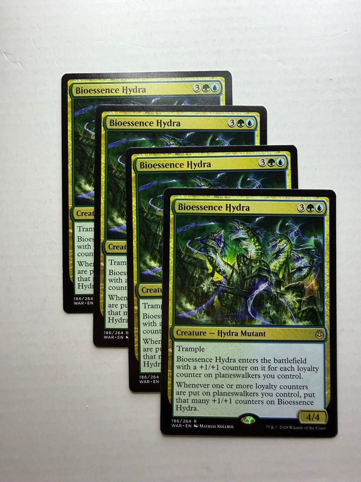 Bioessence Hydra x4 Playset Guerra della Scintilla Magic: The Gathering Giocato Leggermente