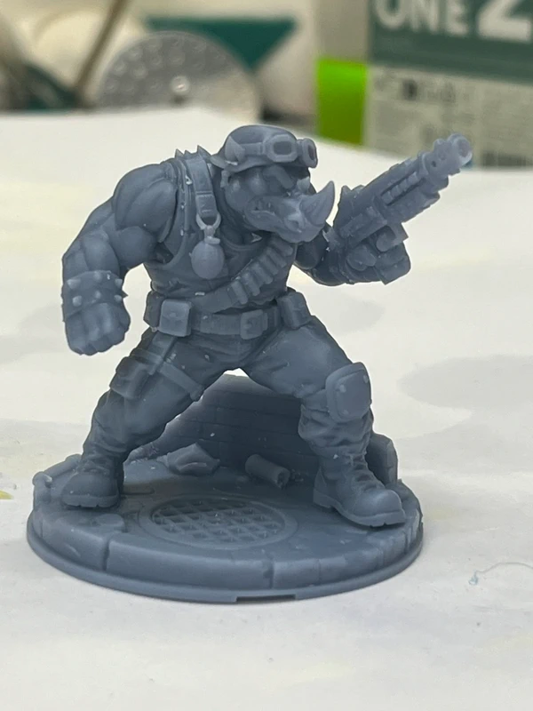 Figurine à peindre rocksteady tmnt