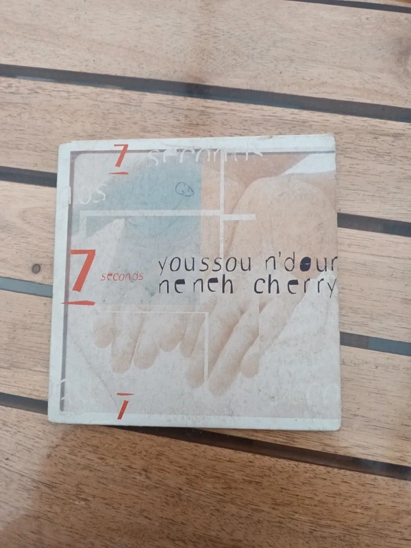 cd 2 titres youssou nourriture et nenh cherry