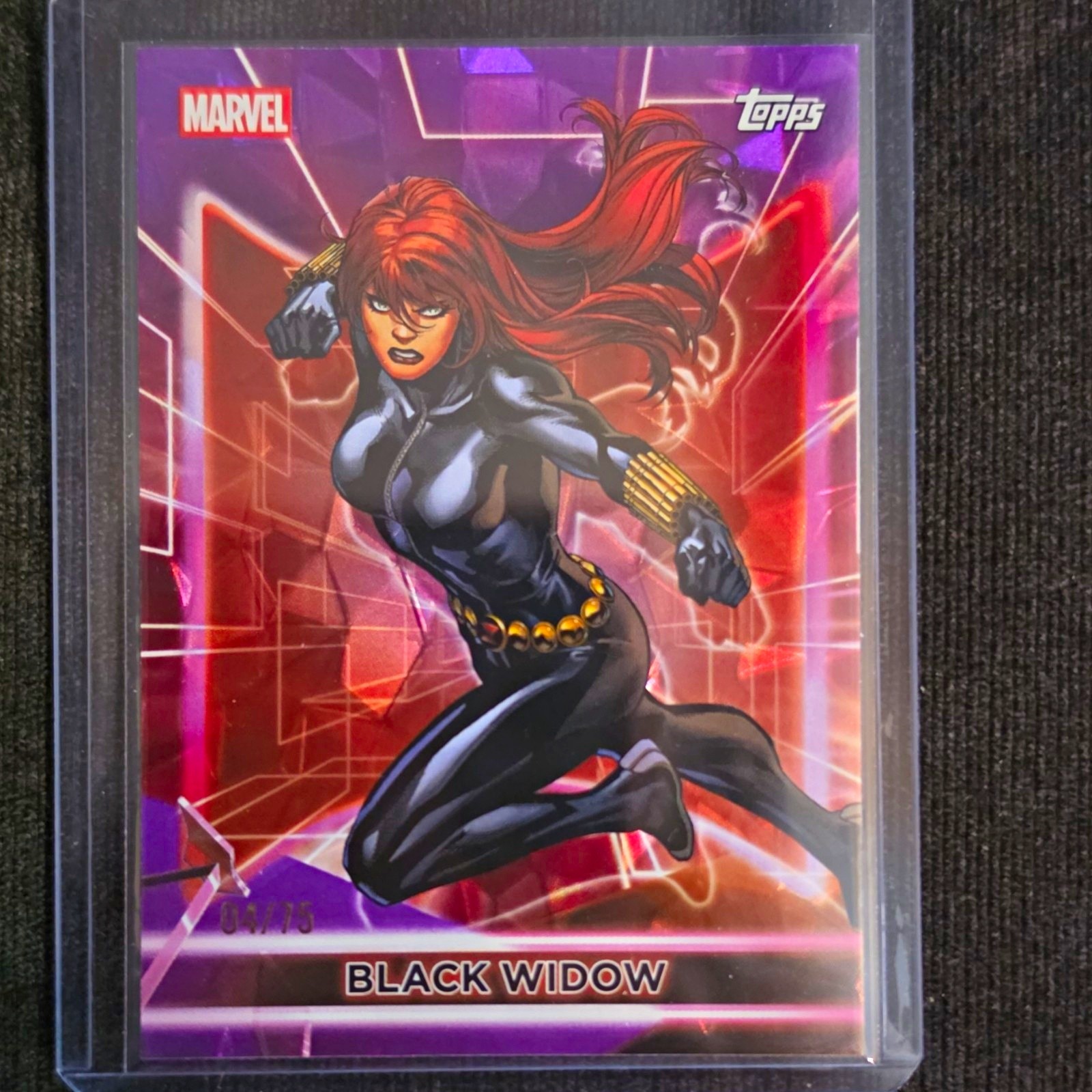 2026 Topps Neon Marvel Black Widow 4/75 Diamante Foil