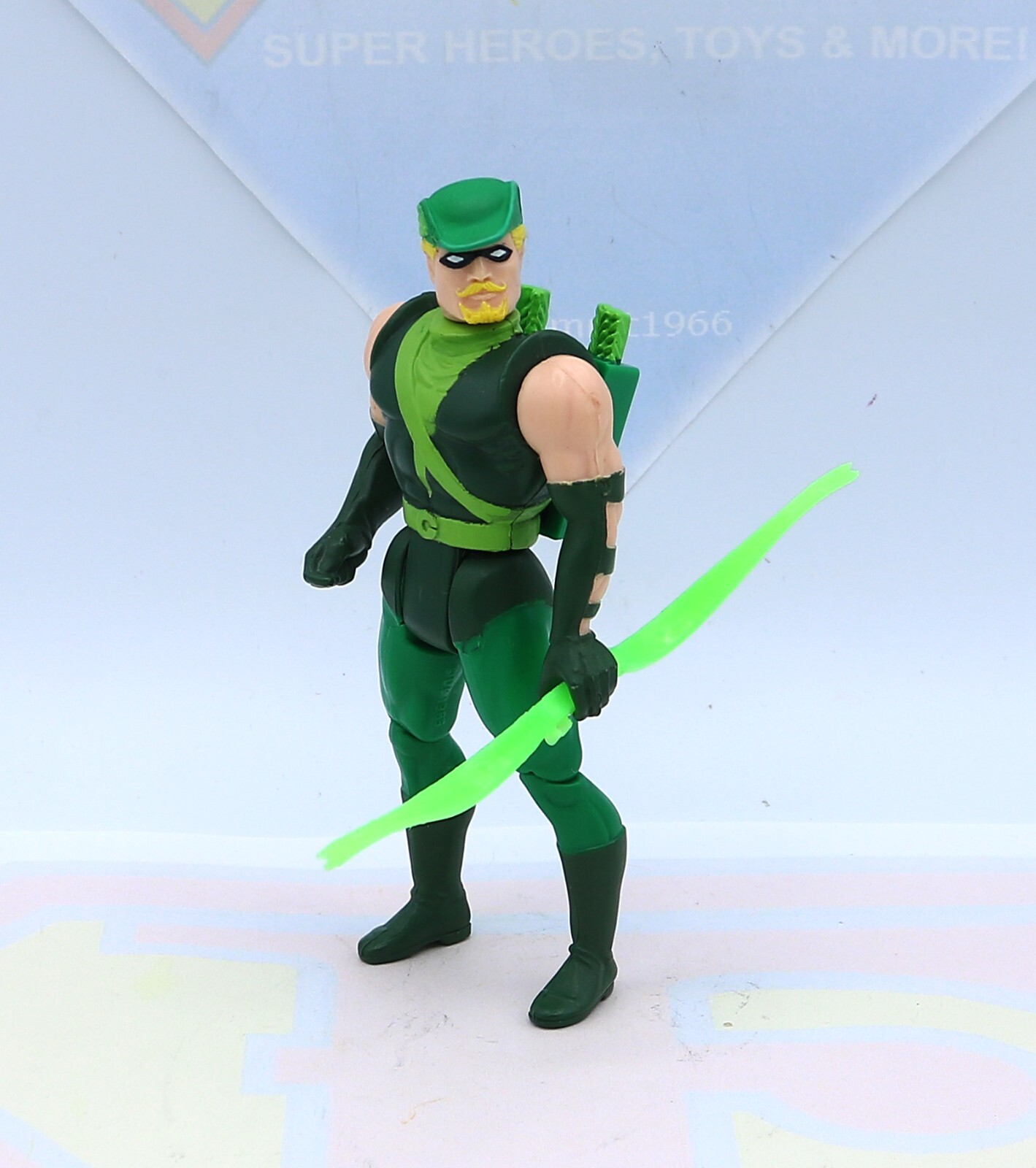 Kenner DC Super Powers Green Arrow Original Vintage 1984 Action Figure Bow MINTY