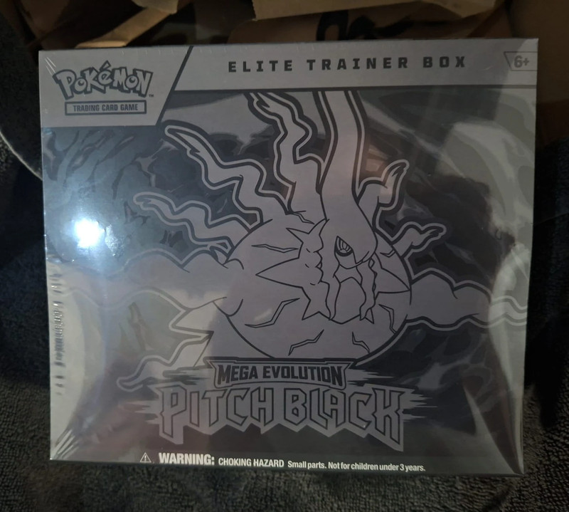 Pokemon Pitche Black elite trainer box
