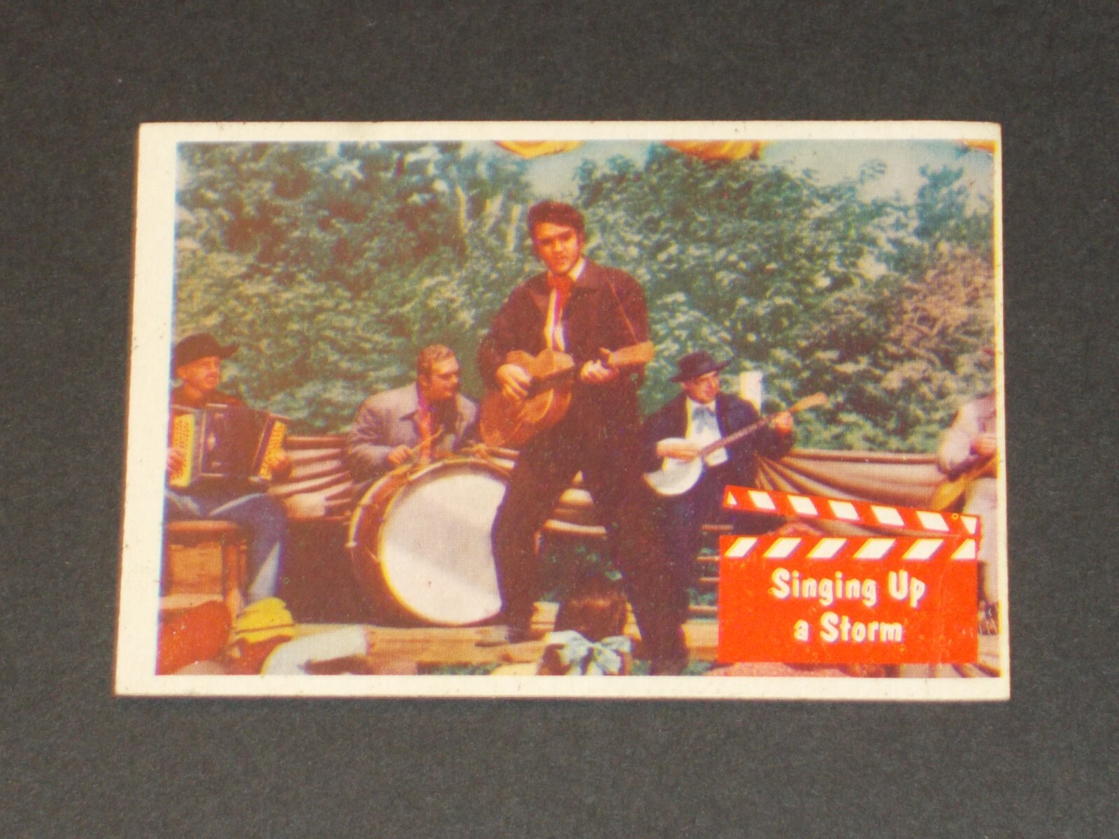 Elvis Presley (R710-1) Topps 1956, #55, MOLTO BELLO FASCINO VISIVO!!!