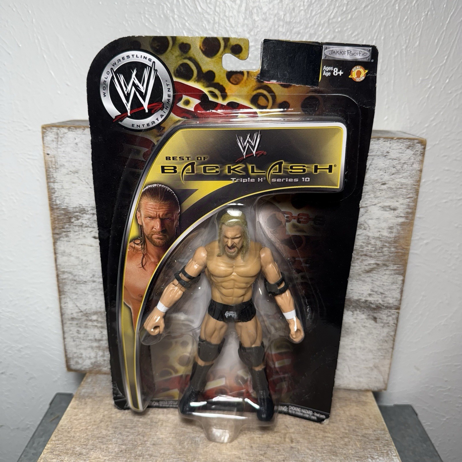 Modellino Jakks Pacific WWE Best of Backlash Triple H Series 10 LEGGI SOTTO