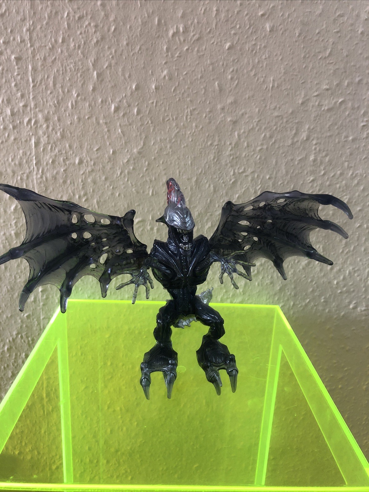 Aliens Deluxe Flying Alien Queen Action Figure 1992 Kenner W/ Wings Collectible!