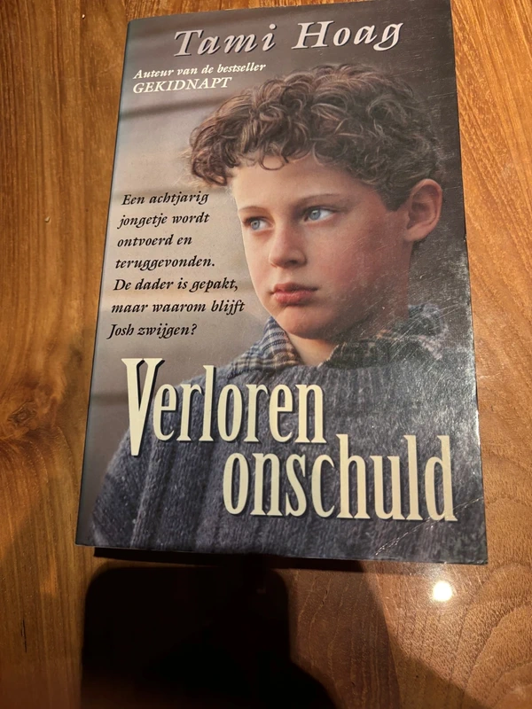Boek Verloren onschuld