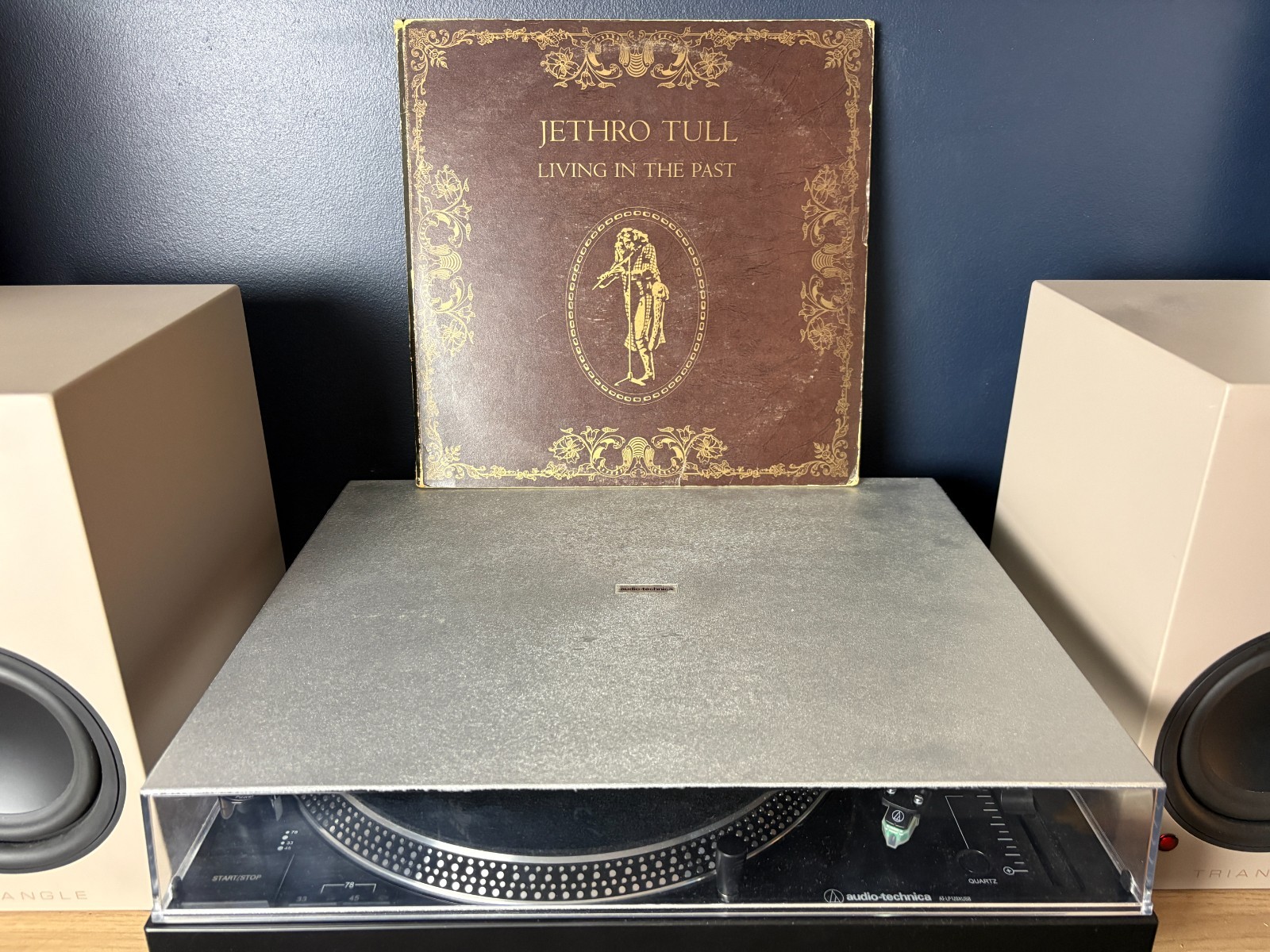 Jethro Tull Living In the Past (UK Reissue Card Sleeve) Vinyl LP VG/VG