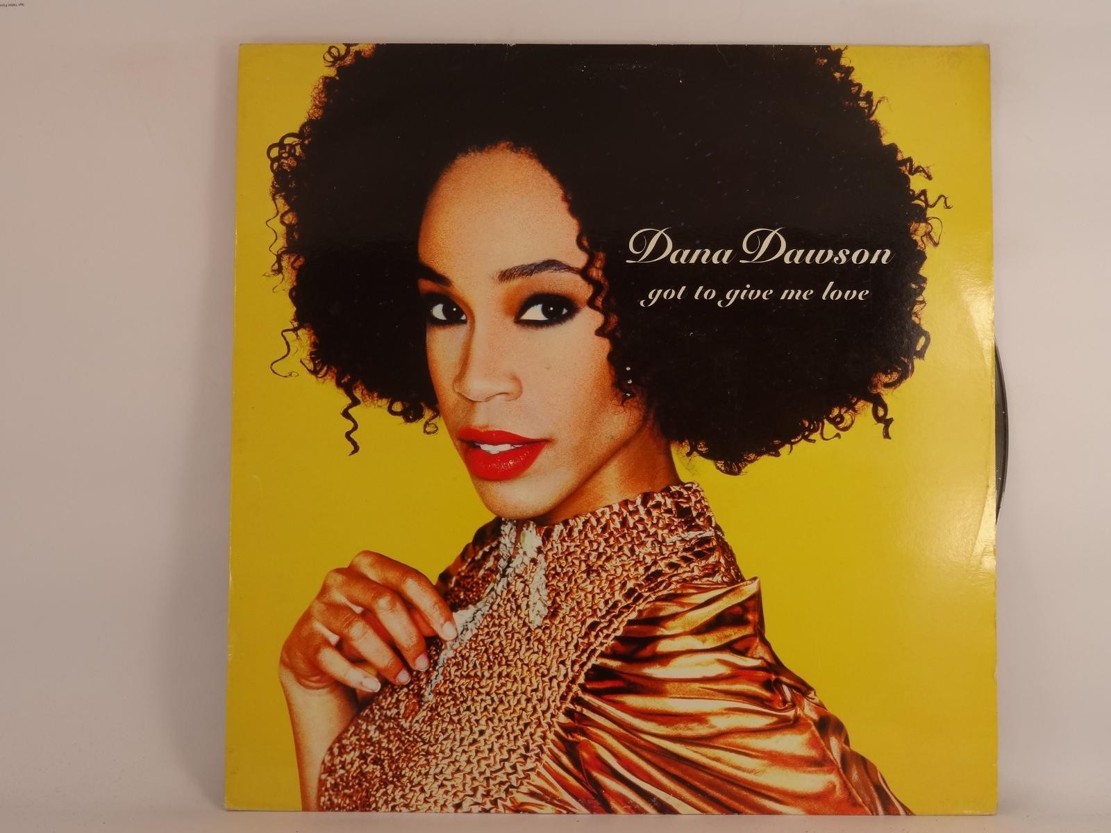 DANA DAWSON GOT TO GIVE ME LOVE (286) 5 Track 12" Single plus Picture Sleeve EMI
