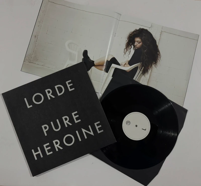 Lorde- Pure Heroine- Black Vinyl