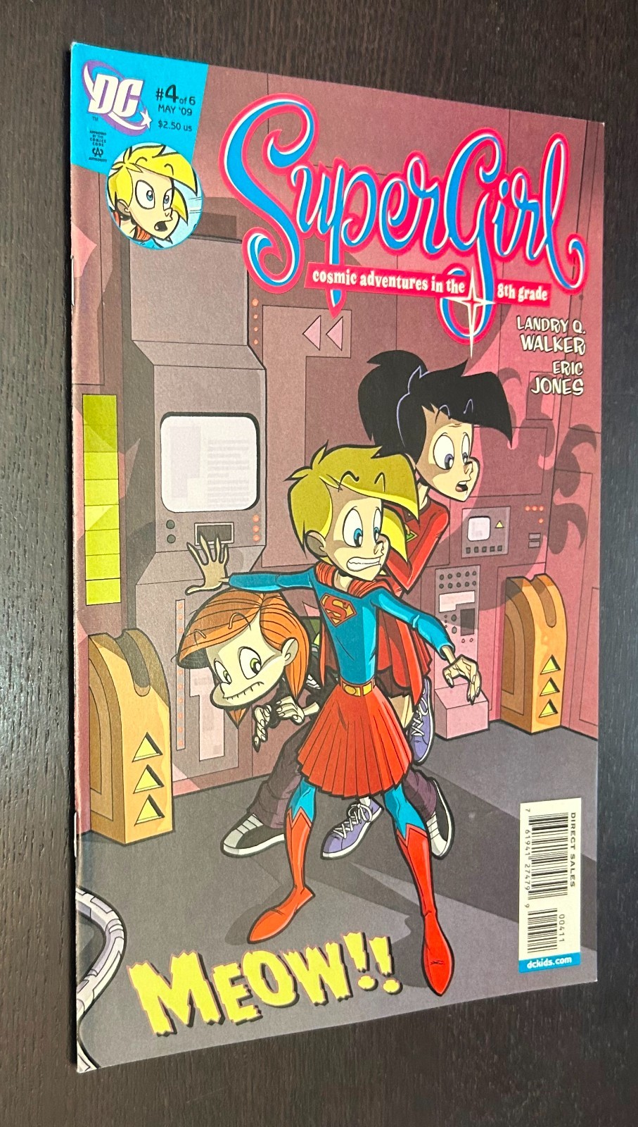 SUPERGIRL Cosmic Adventures In 8the Grade #4 (DC Comics 2009) -- VF/NM