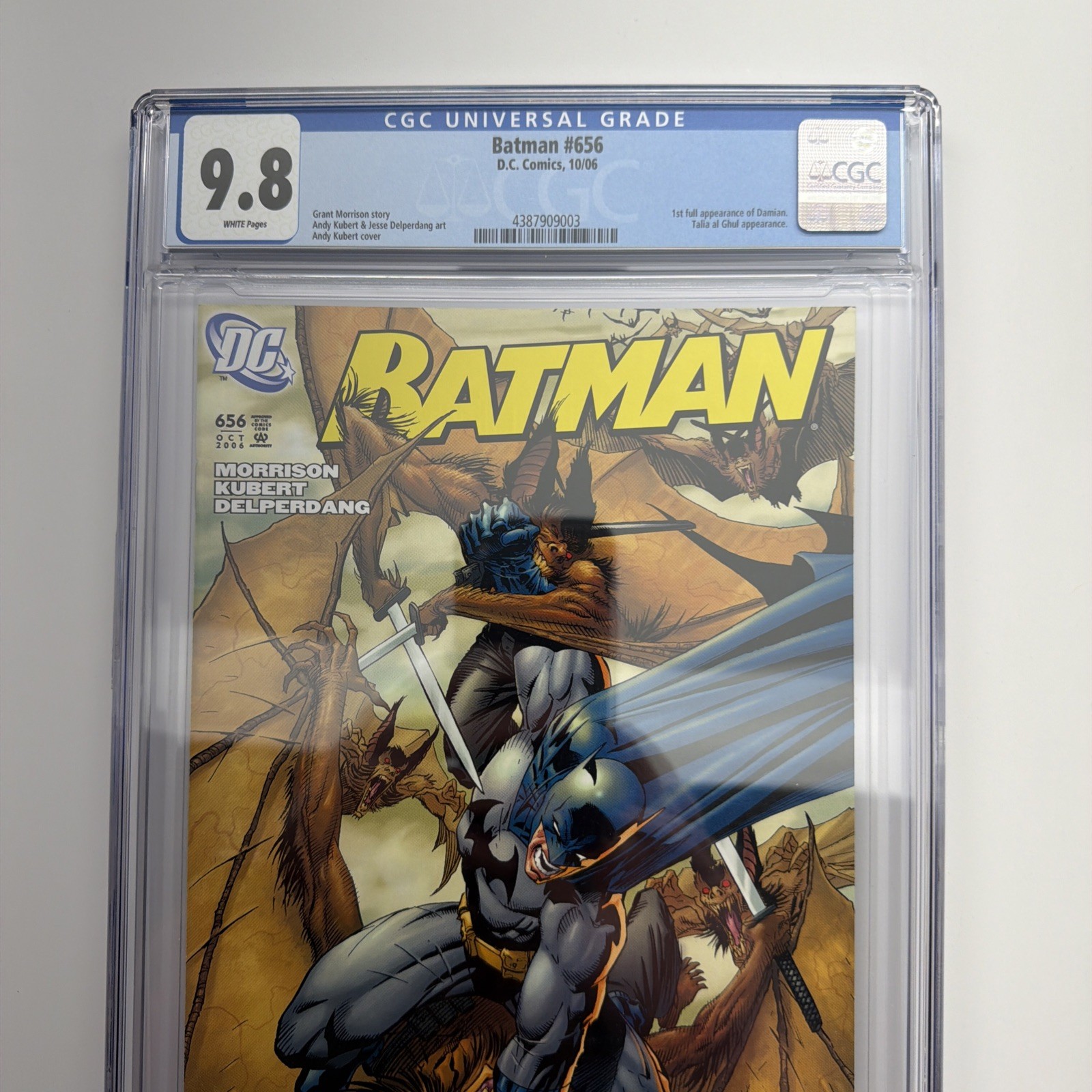 Batman # 656 Classificato CGC 9.8 DC Comic Book 2006 1° Apparizione Completa Damian Wayne 