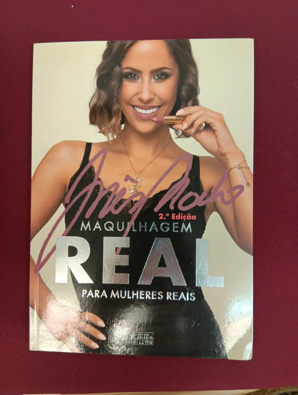Livro sobre maquiagem