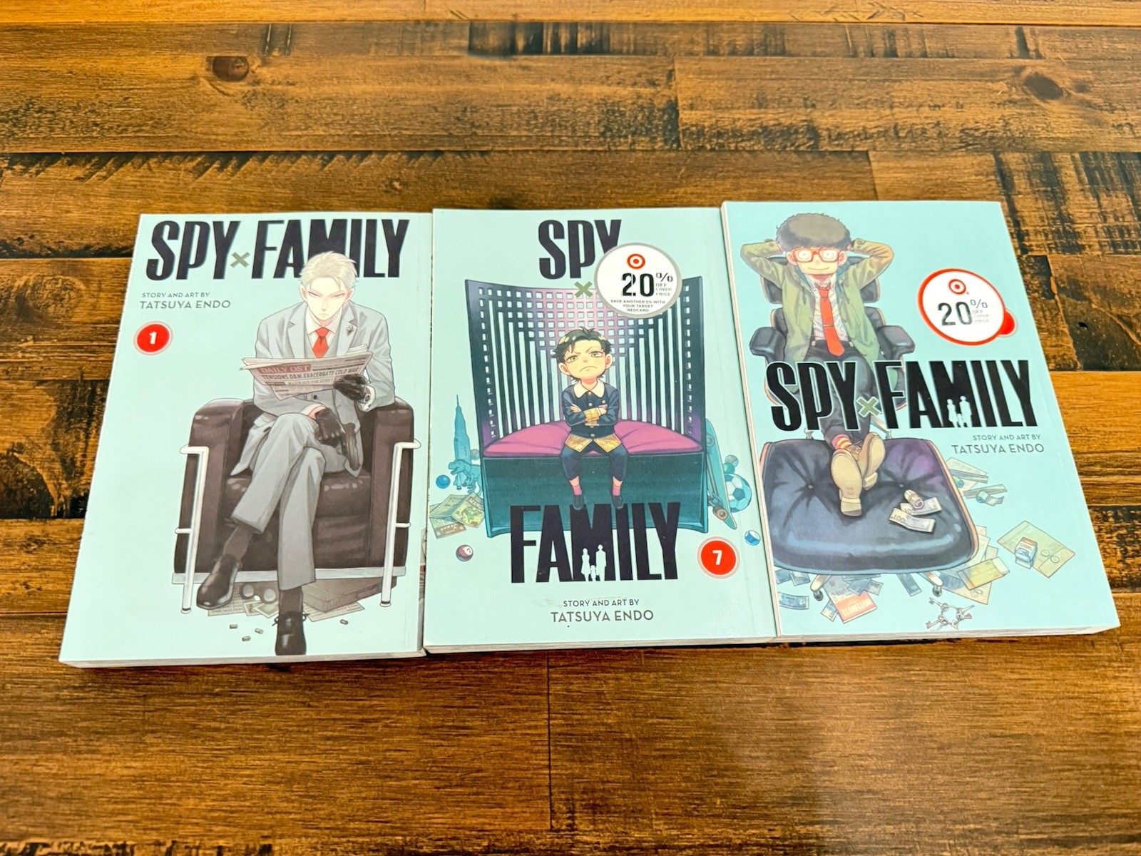 Lotto 3 libri Spy x Family Manga vol 1, 7, 8 inglese di Tatsuya Endo VIZ 3 libri