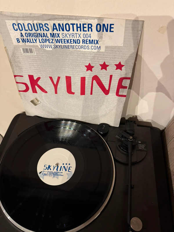 Disco vinile Colours “Another one” 2003