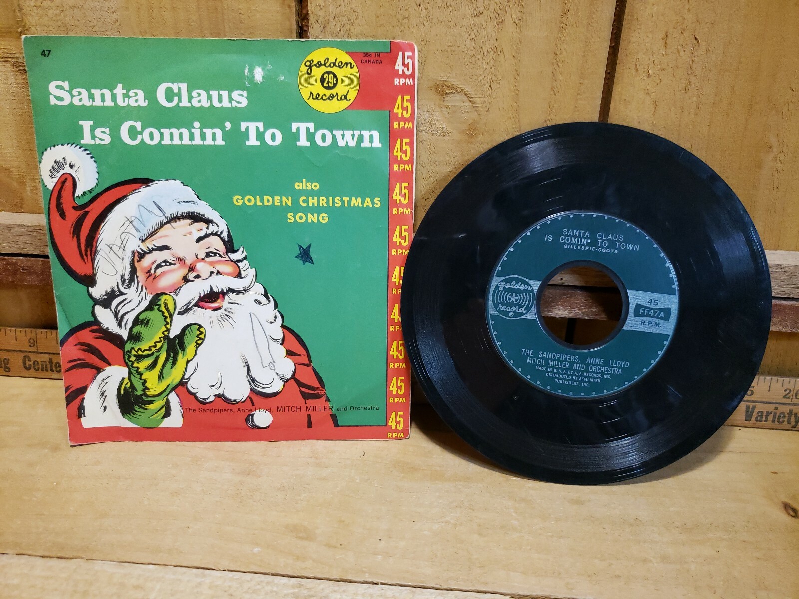 Santa Claus Is Comin' To Town Vintage 45 RPM Golden Record, The Sandpipers 
