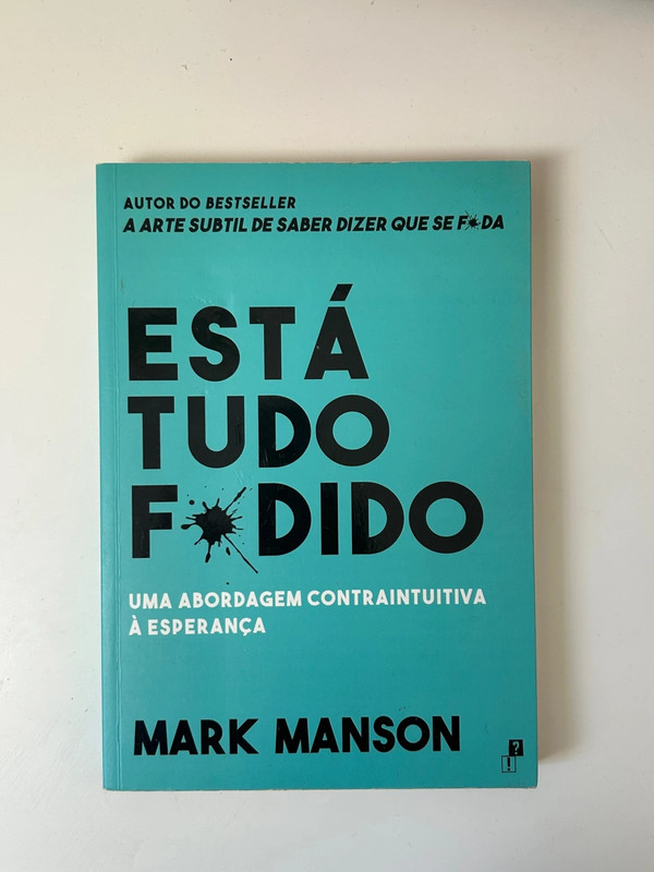 Livro Está tudo fudido