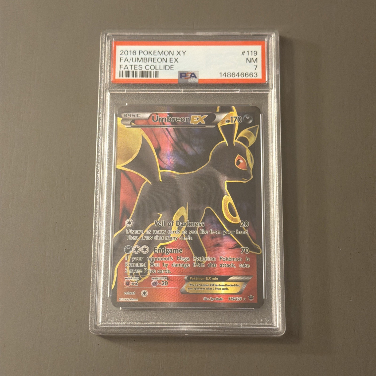 Pokémon TCG: 2016 Umbreon EX FA Ultra Rare Holo 119/124 Fates Collide PSA 7