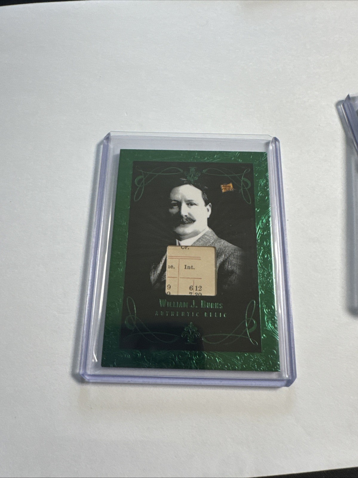 William J. Burns 2025 Pieces of the Past Mobsters RELIC GREEN card