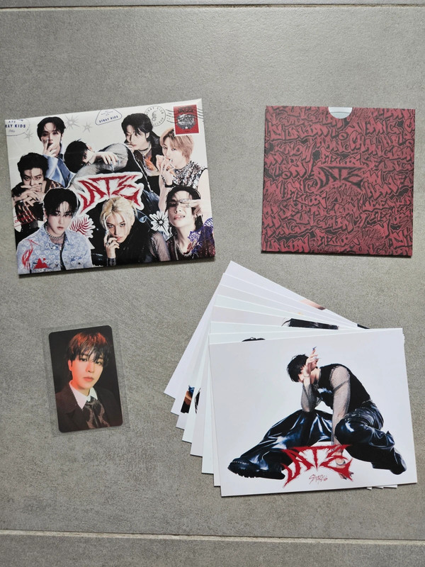 Stray Kids Ate letter