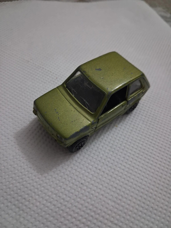 Fiat 126 polistil 1/43