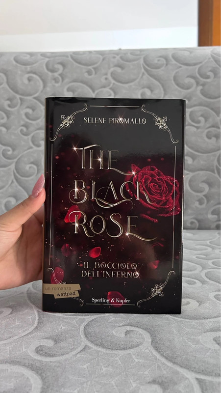 The Black Rose. Il bocciolo dell'inferno di Selene Piromallo