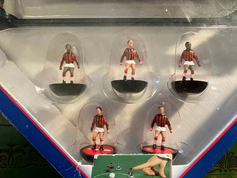 Zeugo Subbuteo Milan HW serie 2003