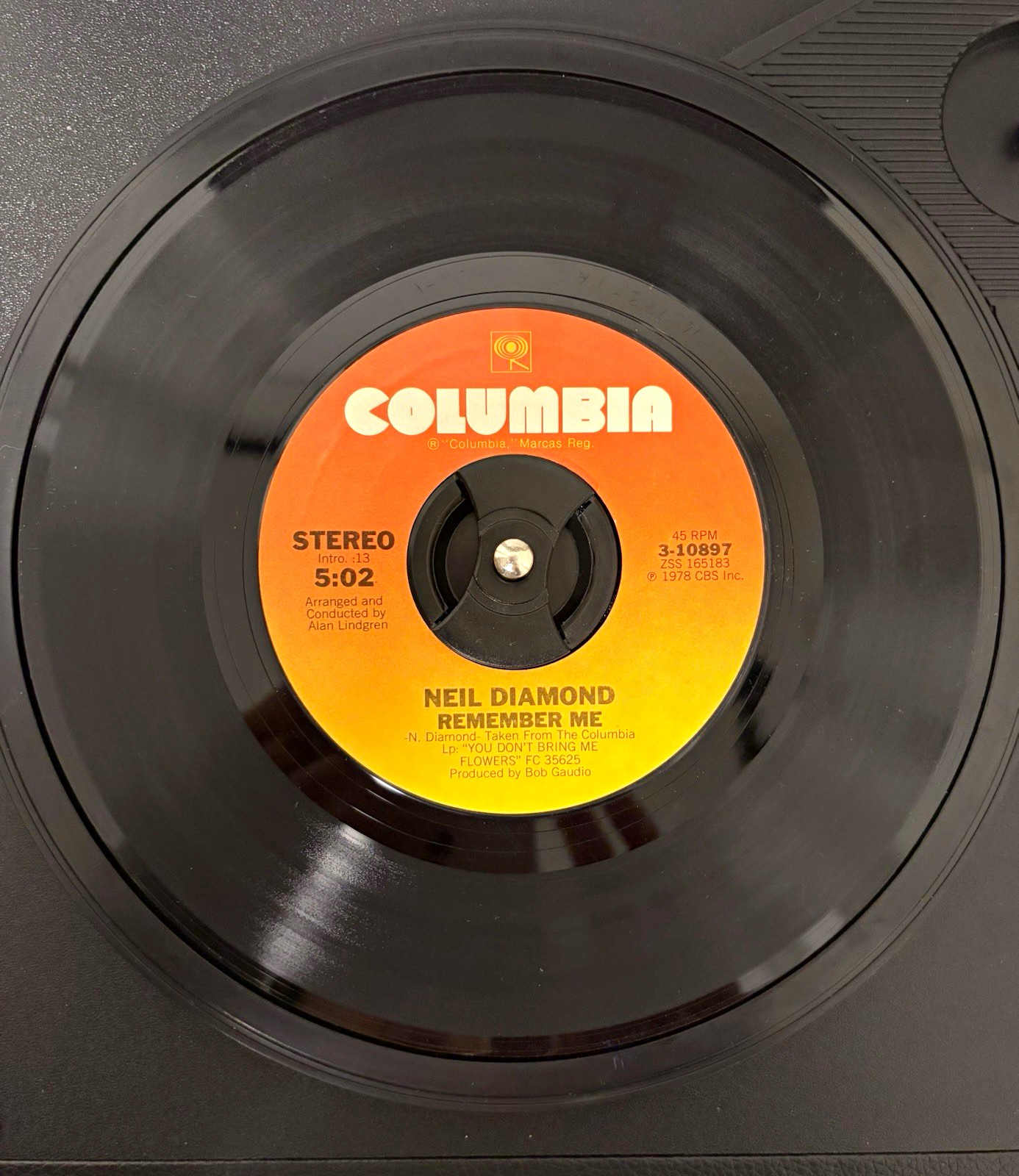 Neil Diamond Remember Me/Forever in Blue Jeans 7" 45 Columbia 3-10897 (1978)