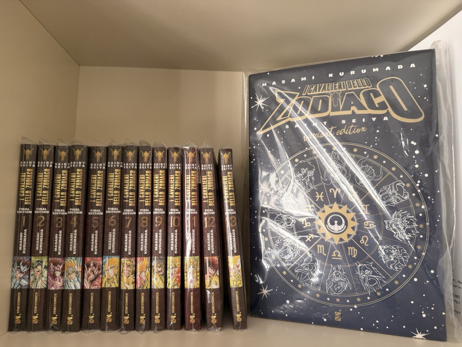 Cavalieri dello Zodiaco–Saint Seiya Final Ed. + Variant Zerocalcare+spilla Lucca