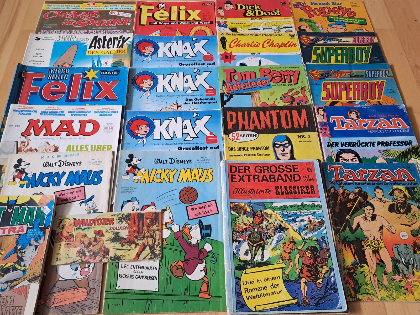 Clever + Smart, Topolino, Superboy, Tarzan, Asterix, Batman - raccolta fumetti