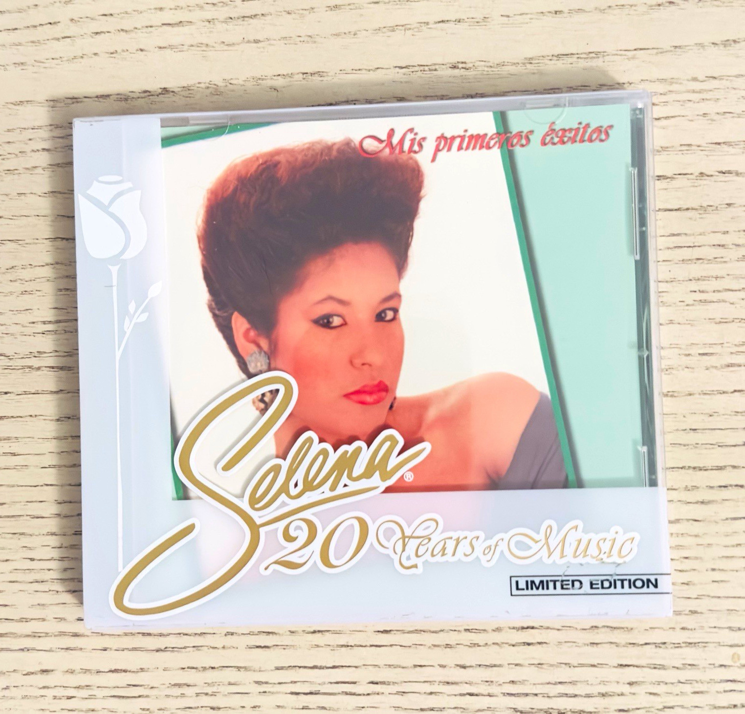 Selena Mis Primeros Exitos Limited Edition CD EMI Latin 2002 H2 7243 Spanish