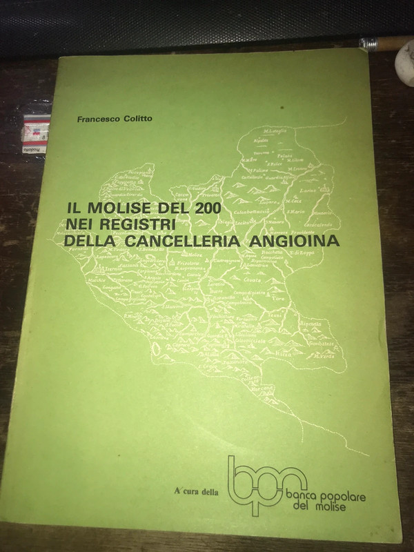Colitto. Il mese del 200 nei registri della cancelleria angiolina.