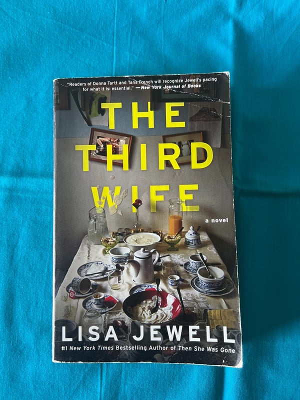 The Third Wife by Lisa Jewell in English