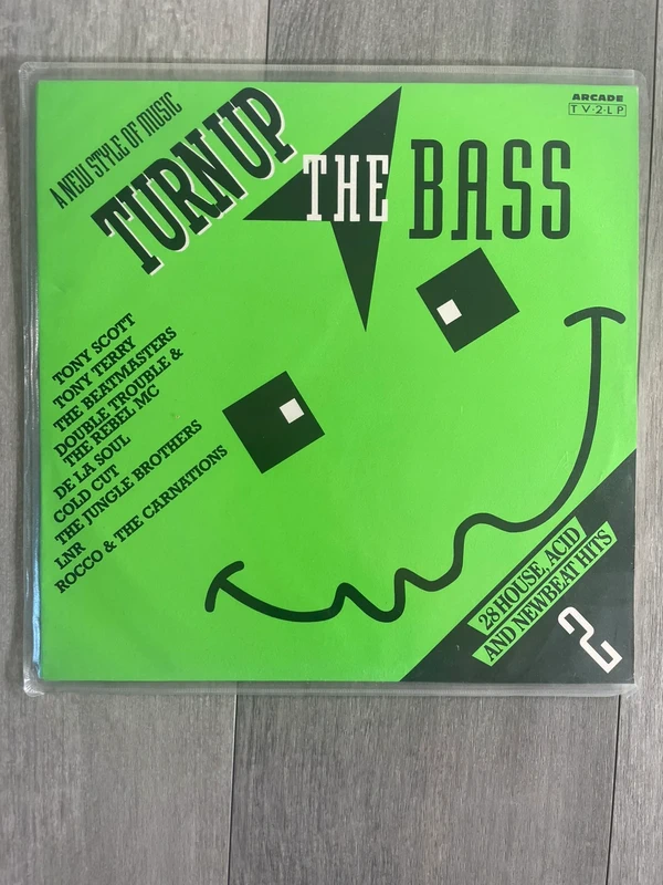 Turn up the bass dubbele lp