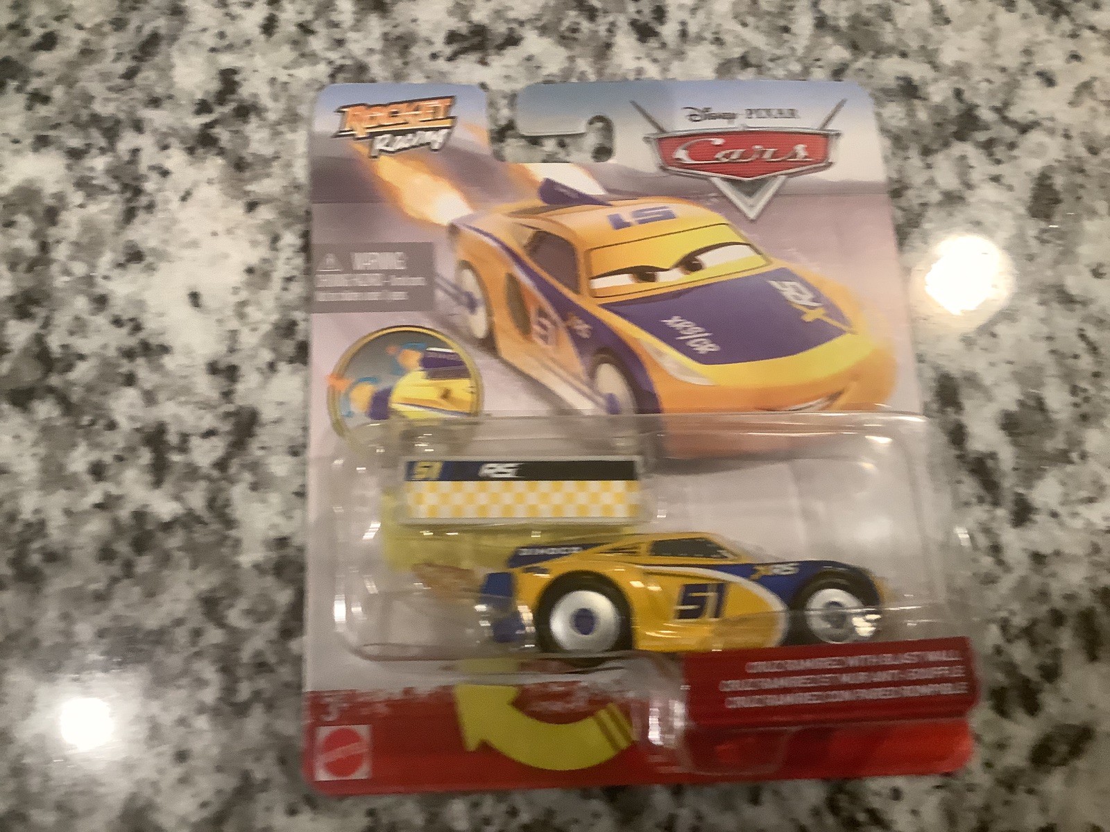 2020 DISNEY PIXAR CARS ROCKET RACING *CRUZ RAMIREZ CON BLAST WALL* FUORI PRODUZIONE