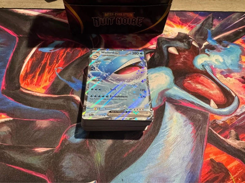 Lot de 65 cartes Pokémon Nuit Noire