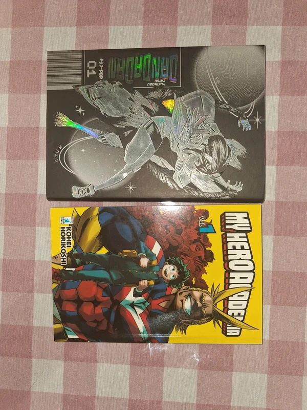 Lotto manga Dandadan e My Hero Academia vol. 1