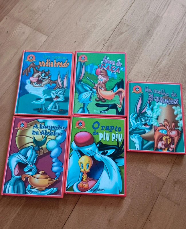 Conjunto 5 Livros Looney Tunes