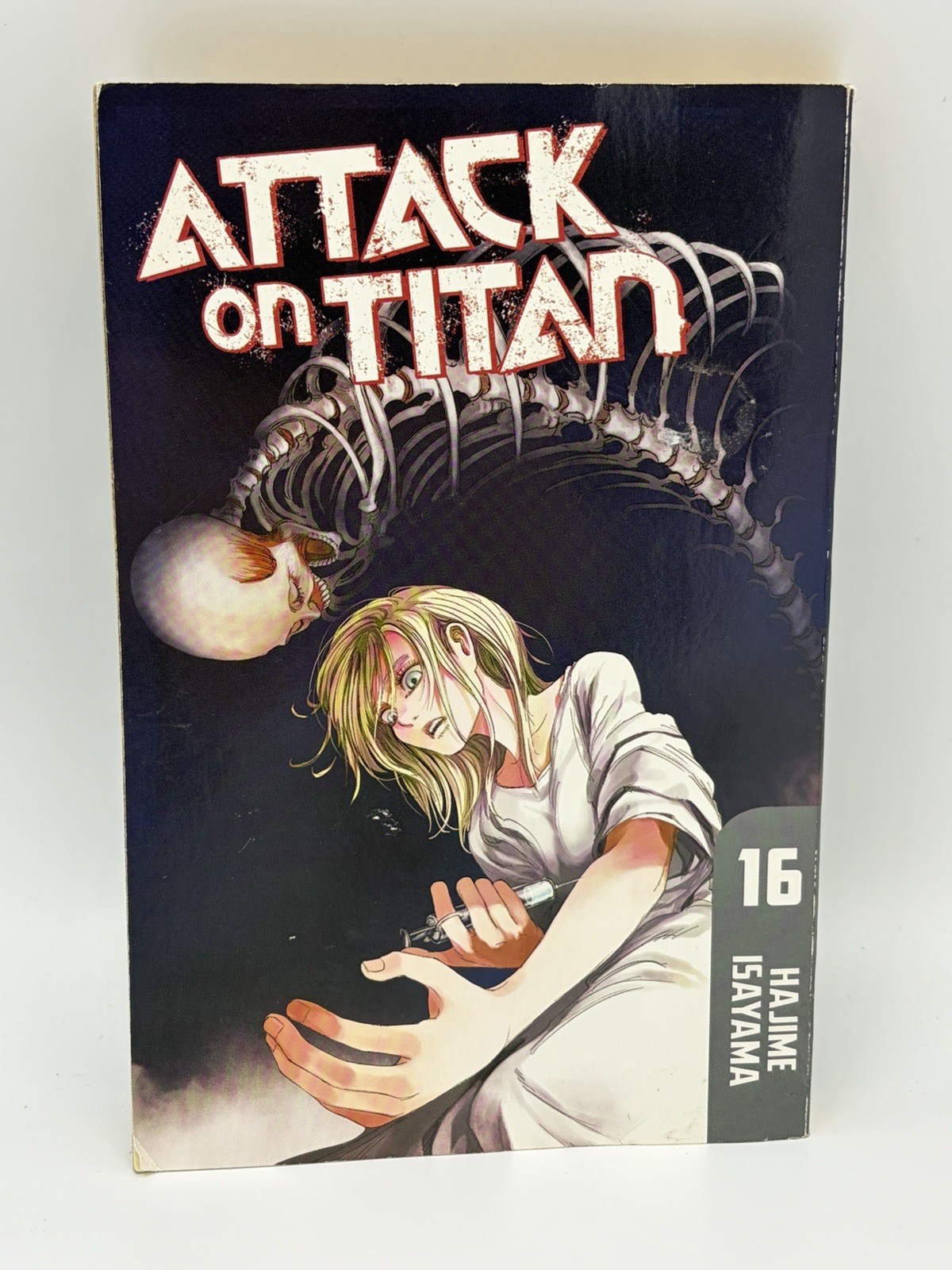Attack on Titan 16 - Paperback, by Isayama Hajime Manga Kodansha Comics 2015