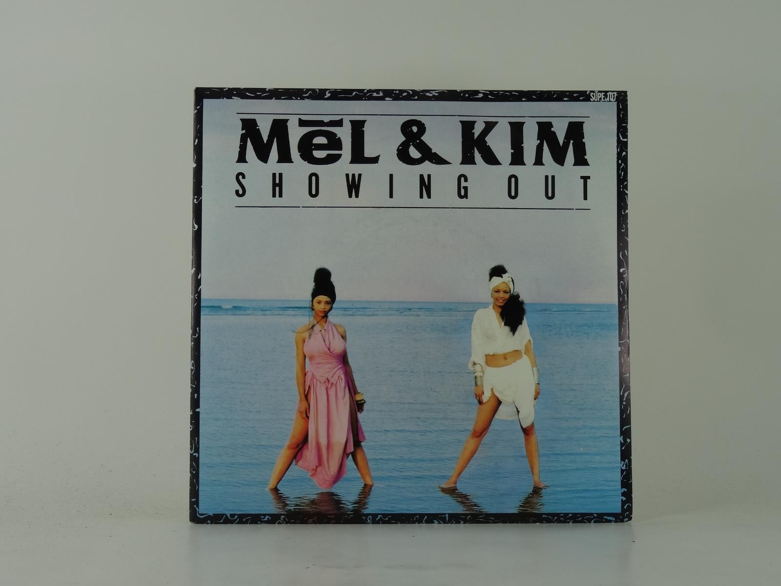 MEL AND KIM SHOWING OUT (2) (17) 2 Track 7" Single including Picture Sleeve SUPR