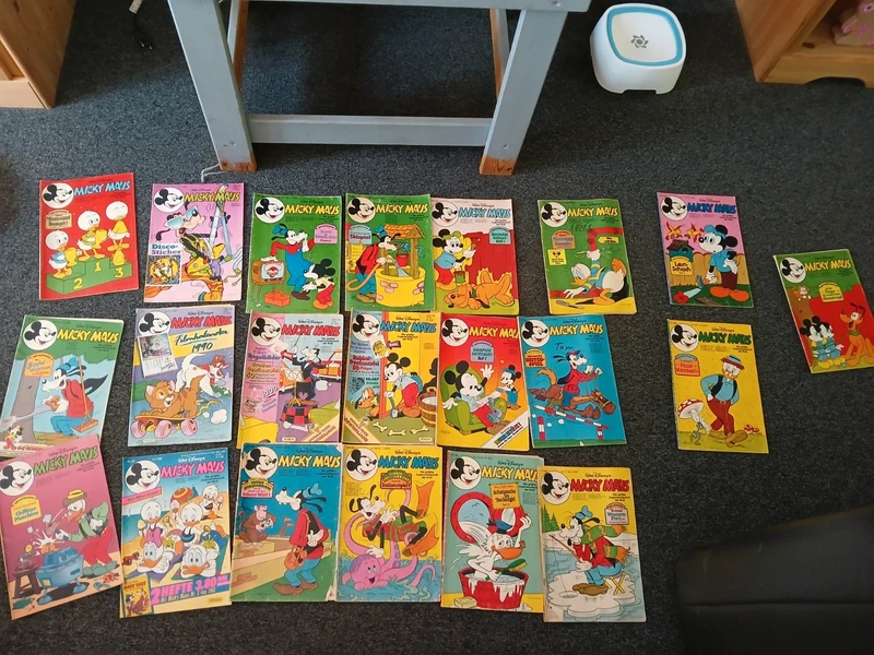 42 Micky Maus Comics