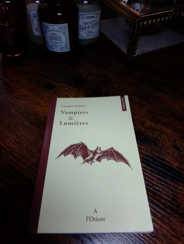 Vampires et Lumières de Charles Porset