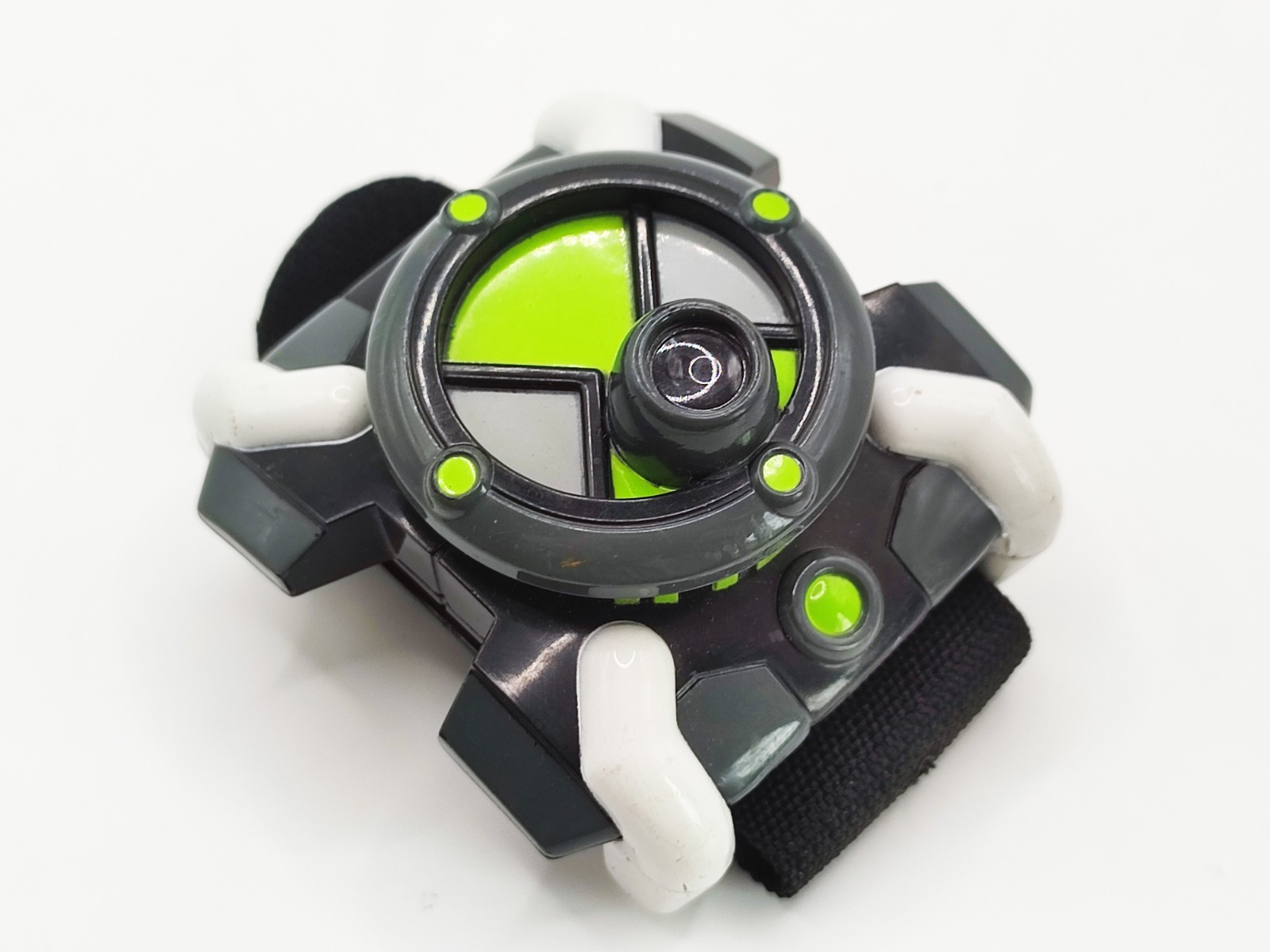 2006 BANDAI CARTOON NETWORK BEN 10 - OROLOGIO OMNITRIX - OTTIME CONDIZIONI FUNZIONANTE
