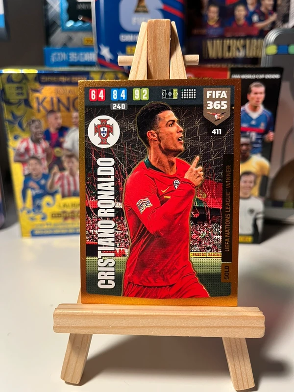Cristiano Ronaldo | Gold UEFA Nations League Winner | Selección Portugal