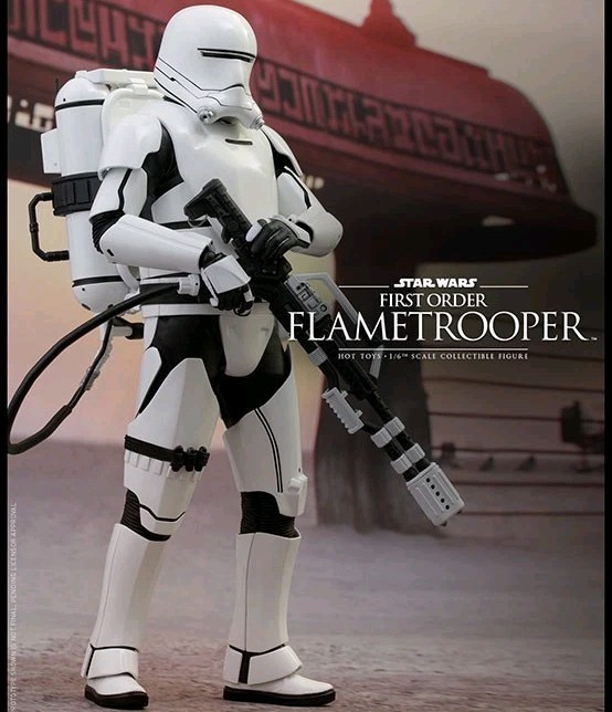 Hot Toys Star Wars First Order Flametrooper MMS326 1/6 Action Figure NEW