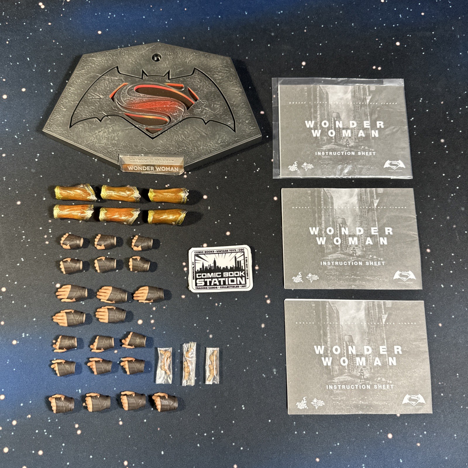 Wonder Woman 1/6 Scale Accessories 2017 Hot Toys Batman V Superman Stand MC