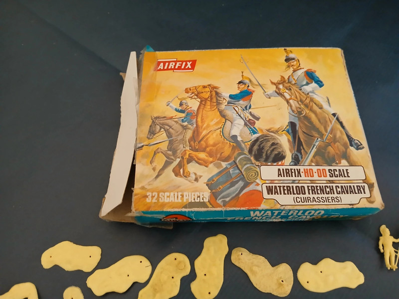French Cavalry (Cuirassiers) Waterloo Airfix | No. 01736-5 | 1:76 voir photos 58 pièces