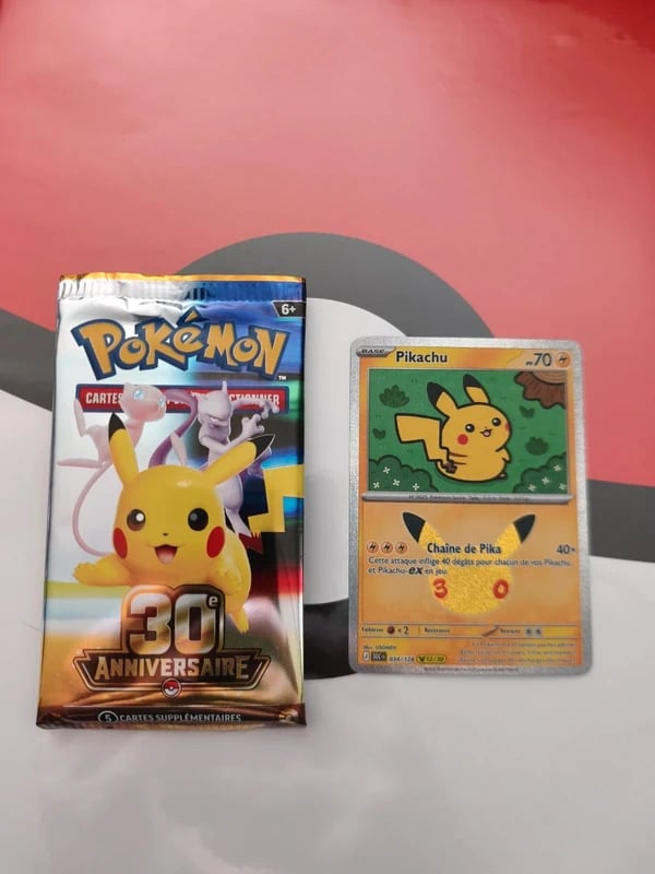Carte pokémon anniversaire 30 ans pikachu 34/128