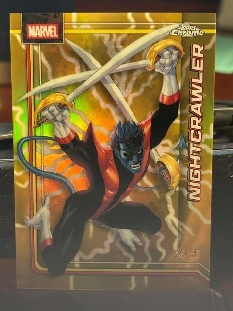 Topps Marvel Chrome 2026 Nightcrawler rifrattore fulmine giallo limitato 50 quasi nuovo