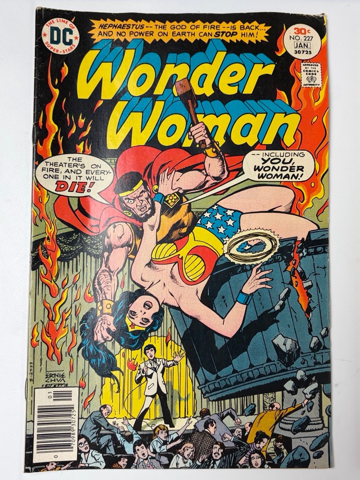 Wonder Woman #227 (1977) in 5,5 fine - - Spedizione illimitata